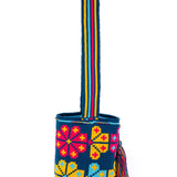 Mochila Wayuu Jardín Pixelado